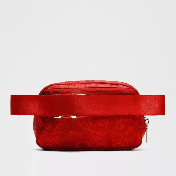 NWT Lululemon Lunar New Year Everywhere Belt Bag 1L, Year of the Snake Red - Picture 2 of 11